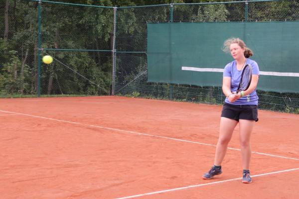 tennisturnier_22-1557E44583-A614-DBE5-6FBF-049DCA7D42C3.jpg