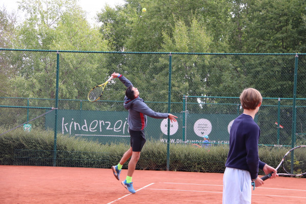 tennisturnier_22-165886E6D-F856-37E2-C656-560738C688E9.jpg