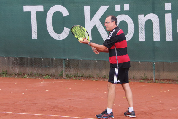 tennisturnier_22-2371245B84-B326-6245-1689-DB41A1A00BF3.jpg