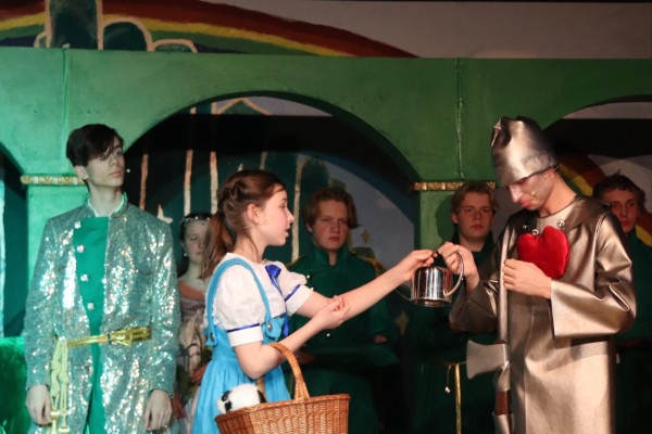 musical_oz_24-7830B0CEC9-2FDF-D4C0-48D3-B8418891B8F7.jpg