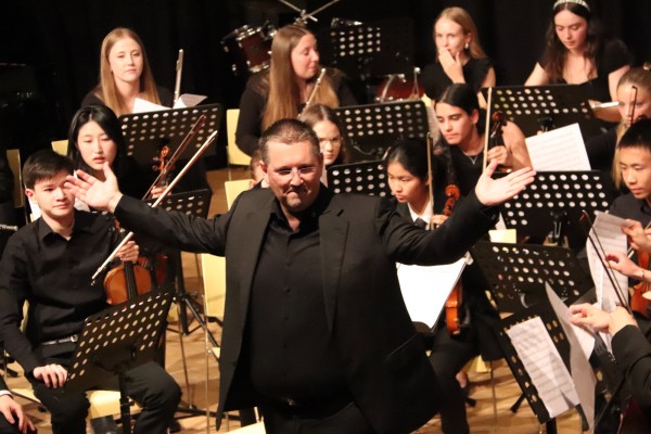 sommerkonzert_25_i-69F9AB3CDE-298B-F280-CA39-21FFFB5441E0.jpg