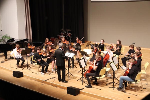 sommerkonzert_25_ii-3049E1A275-5C3F-3039-2AF3-EFFB2F97D912.jpg