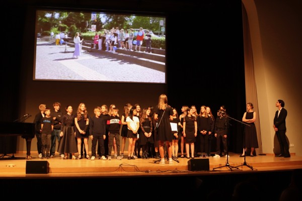 sommerkonzert_25_ii-54DFEE1C71-9A84-617F-8B66-E1B242281633.jpg