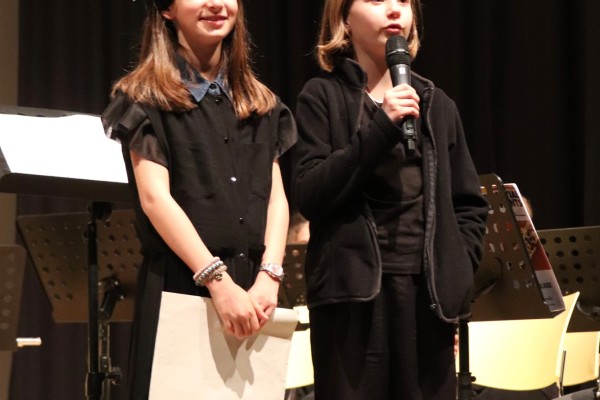 sommerkonzert_25_ii-99DB968A8-B72B-A5C8-0311-4CA840470C12.jpg