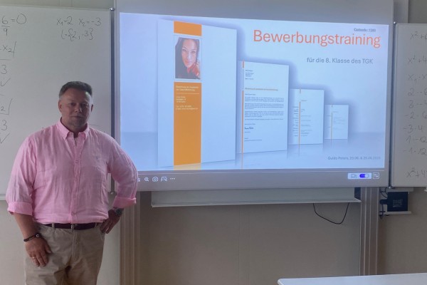 bewerbungstraining_peters_25-1E6574C08-C592-19D5-2365-A524F7672510.jpg