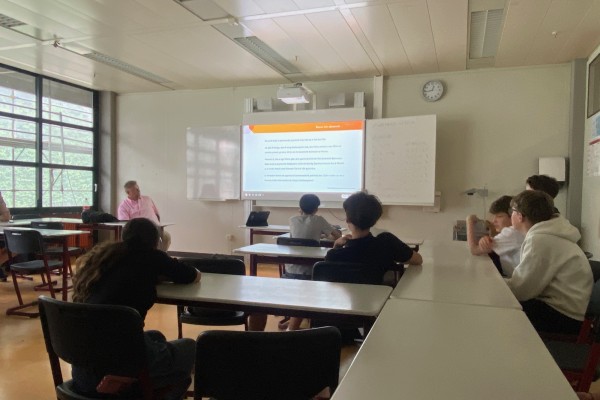 bewerbungstraining_peters_25-2EE208C02-6596-1AAE-3C9B-641F64B9E52C.jpg