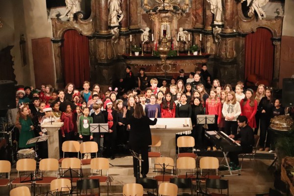 weihnachtskonzert_25-21FEEBA383-23EC-9FC5-52C7-E423F3E1D335.jpeg