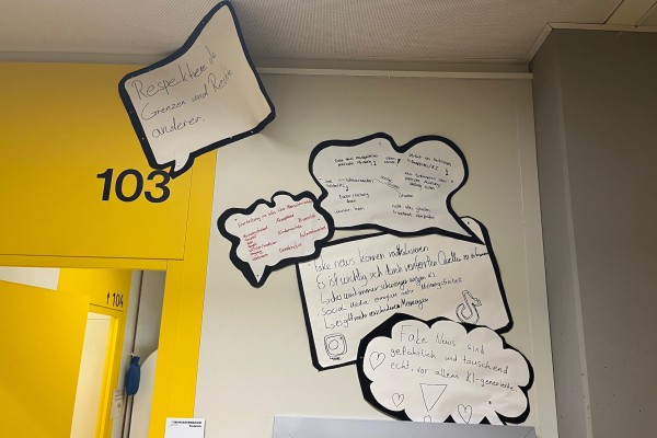 demokratietag_26-27CD64B111-0737-4823-F44D-7D98BB1A1CB6.jpeg